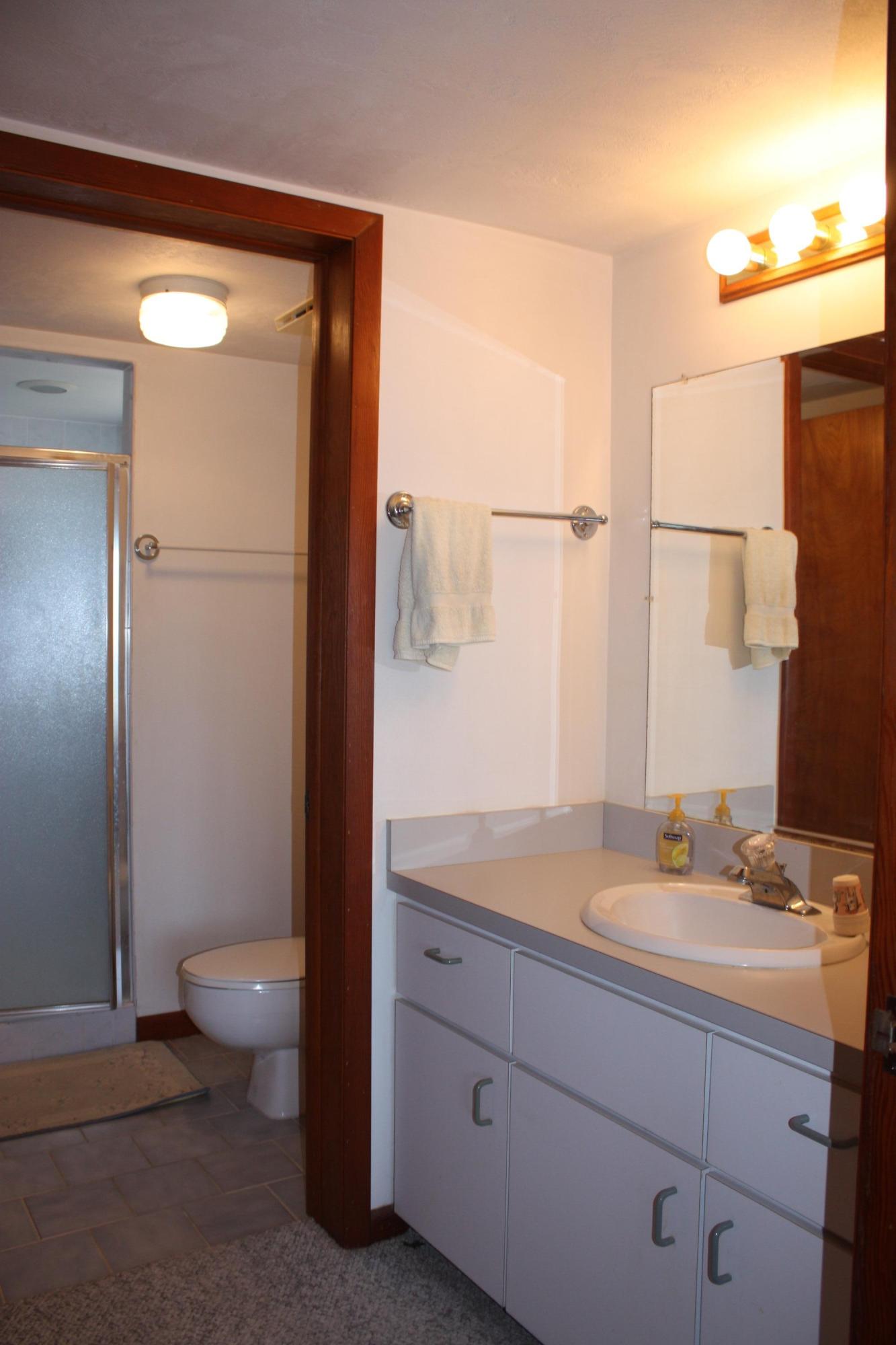 210 Johnny Road Tavernier, FL 33070 - Photo 15 of 35 Master Bathroom