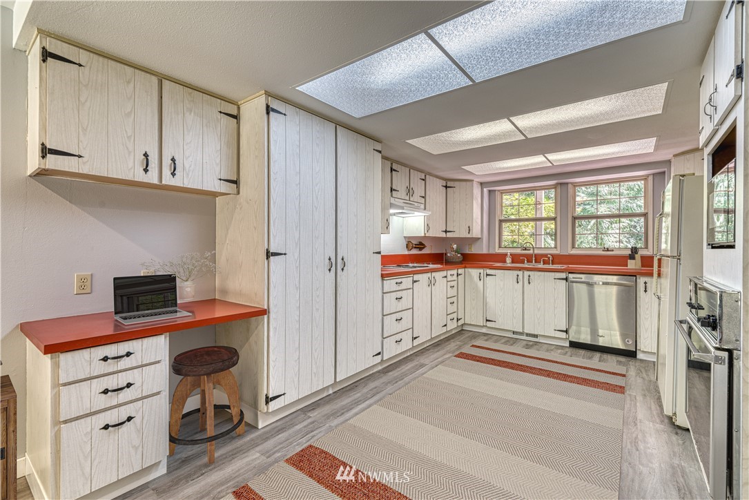 15601 Northwest Hite Center Road Seabeck, WA 98380 - Photo 10 of 29 Gallery Image 10