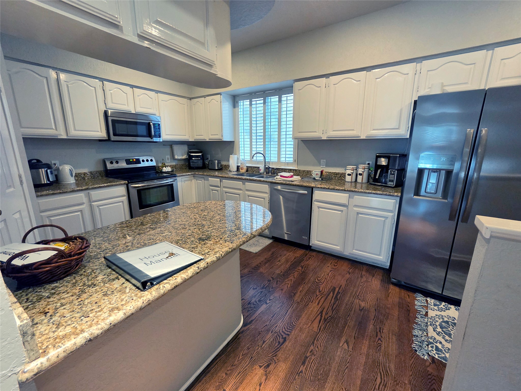 4509 Hazard Street Houston, TX 77098 - Photo 9 of 19