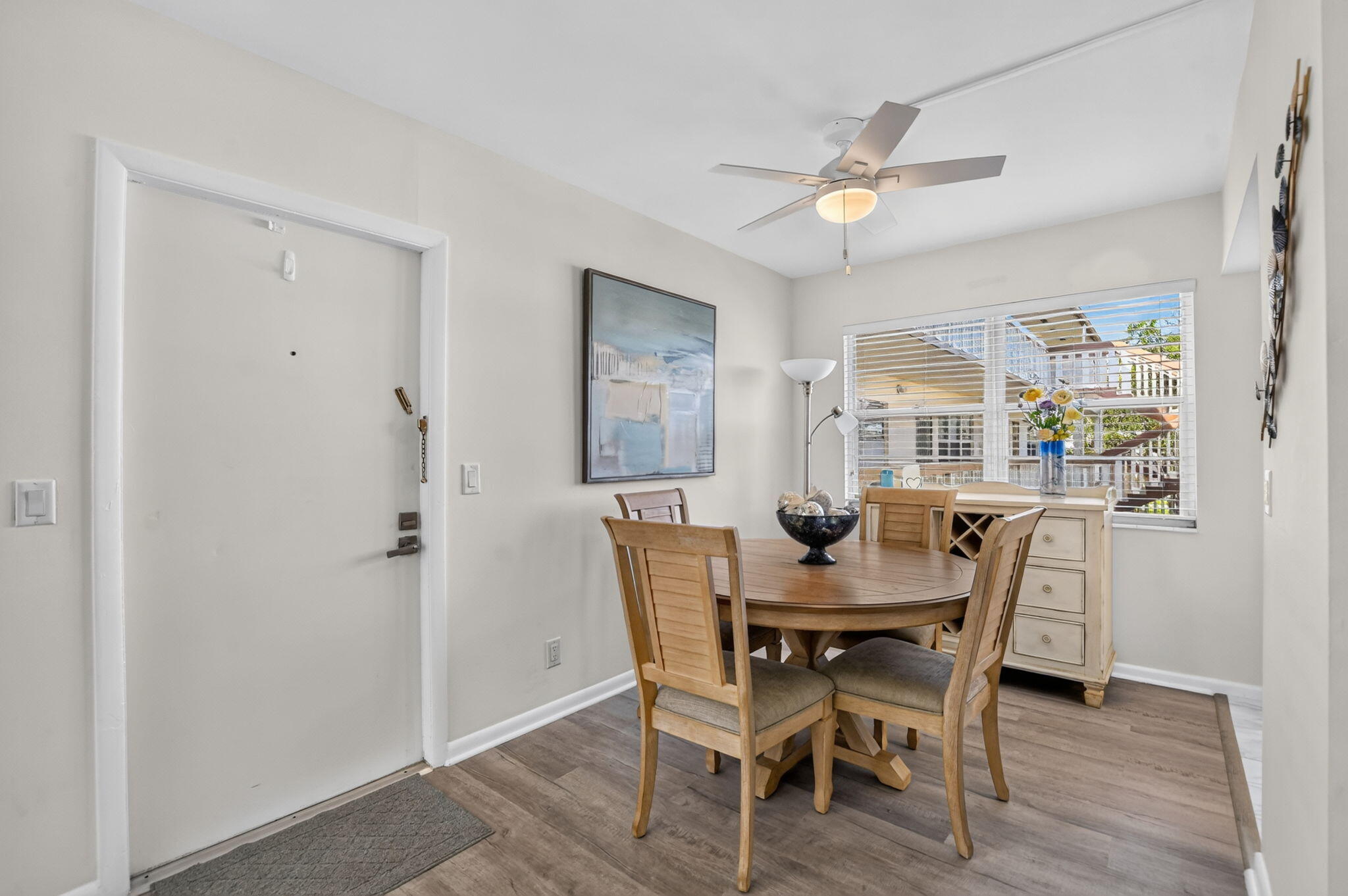 150 Mansfield D Boca Raton, FL 33434 - Photo 8 of 44 Dining Area