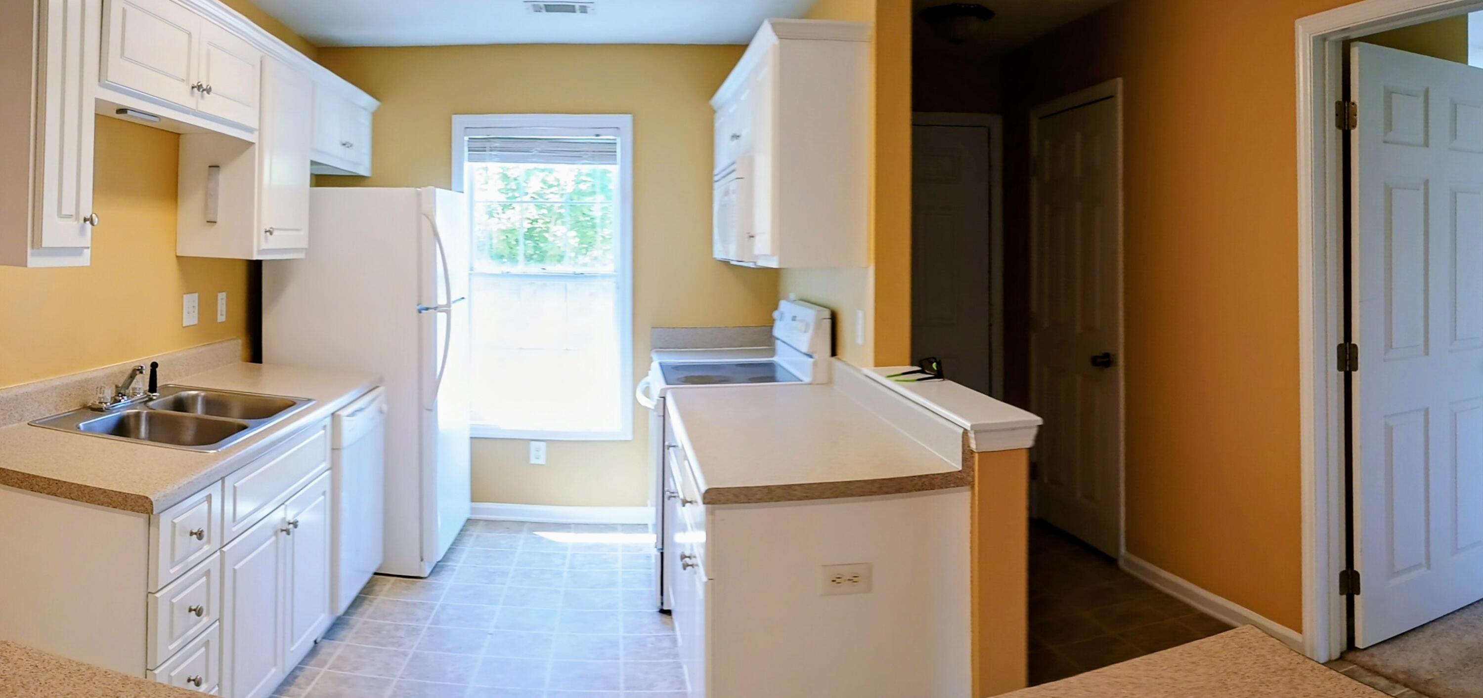 5080 Wheeler Lake Road Augusta, GA 30909 - Photo 2 of 16 Kitchen
