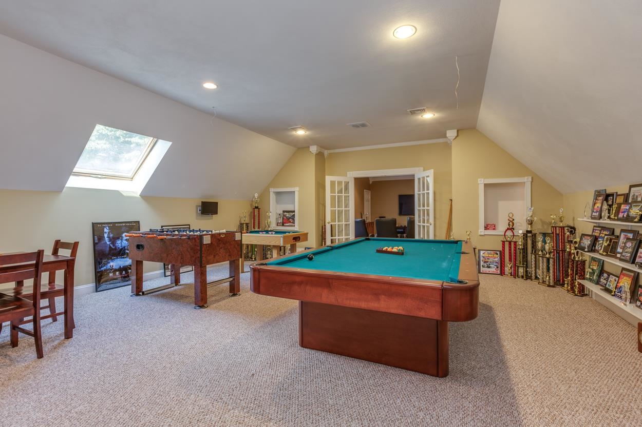 135 Hooker Farm Road Salem, NH 03079 - Photo 14 of 40