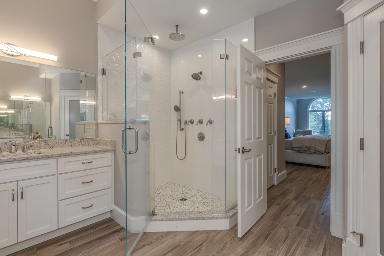 135 Hooker Farm Road Salem, NH 03079 - Photo 10 of 40