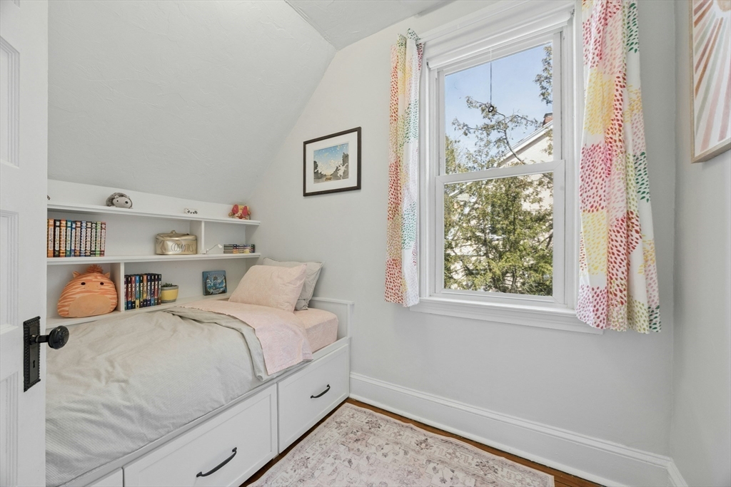 90 Florian Street Boston, MA 02130 - Photo 19 of 32