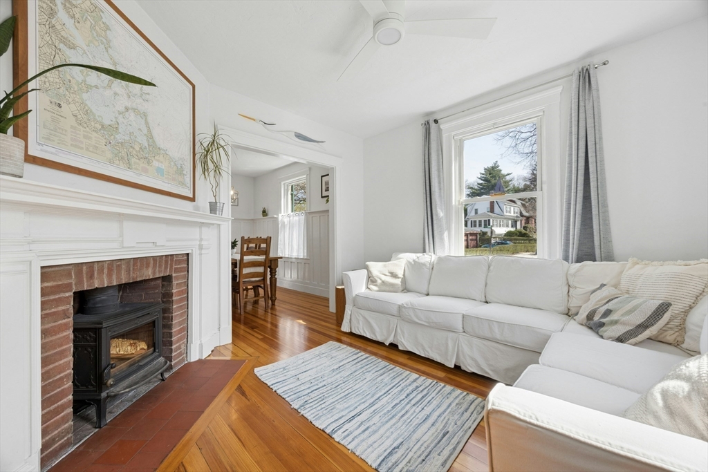 90 Florian Street Boston, MA 02130 - Photo 5 of 32