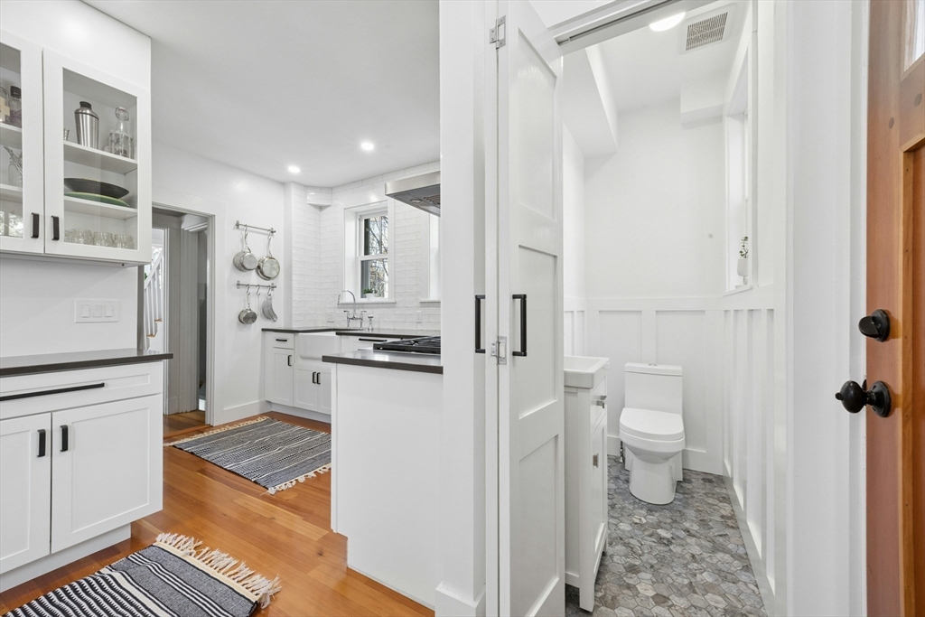 90 Florian Street Boston, MA 02130 - Photo 10 of 32