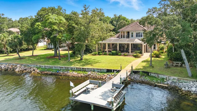 $3,800,000 | 923 Lido Circle West, Niceville, FL 32578