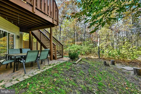 a view of an outdoor sitting area with chairs