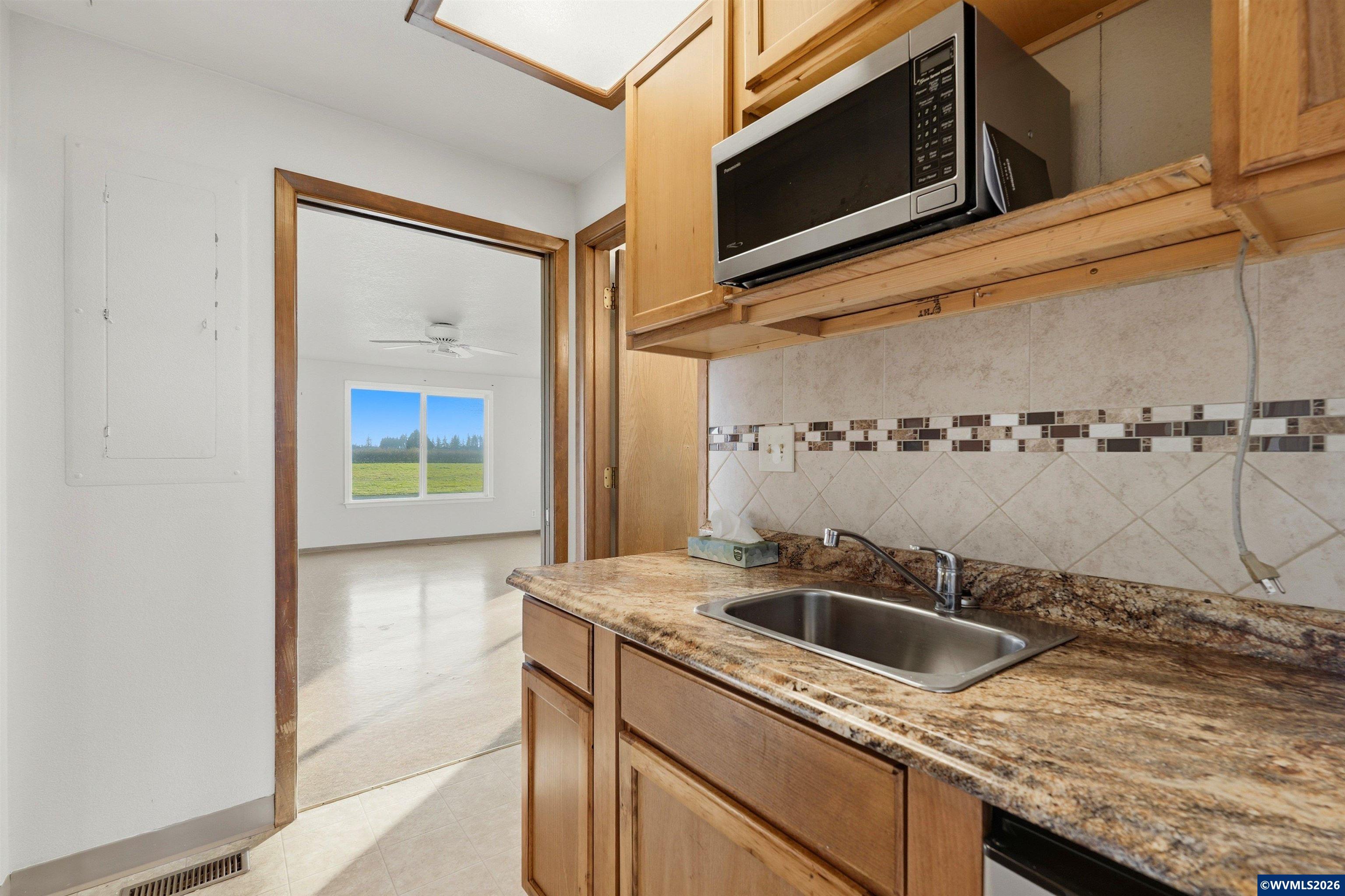 8949 South Gribble Road Canby, OR 97013 - Photo 14 of 36 Gallery Image 14