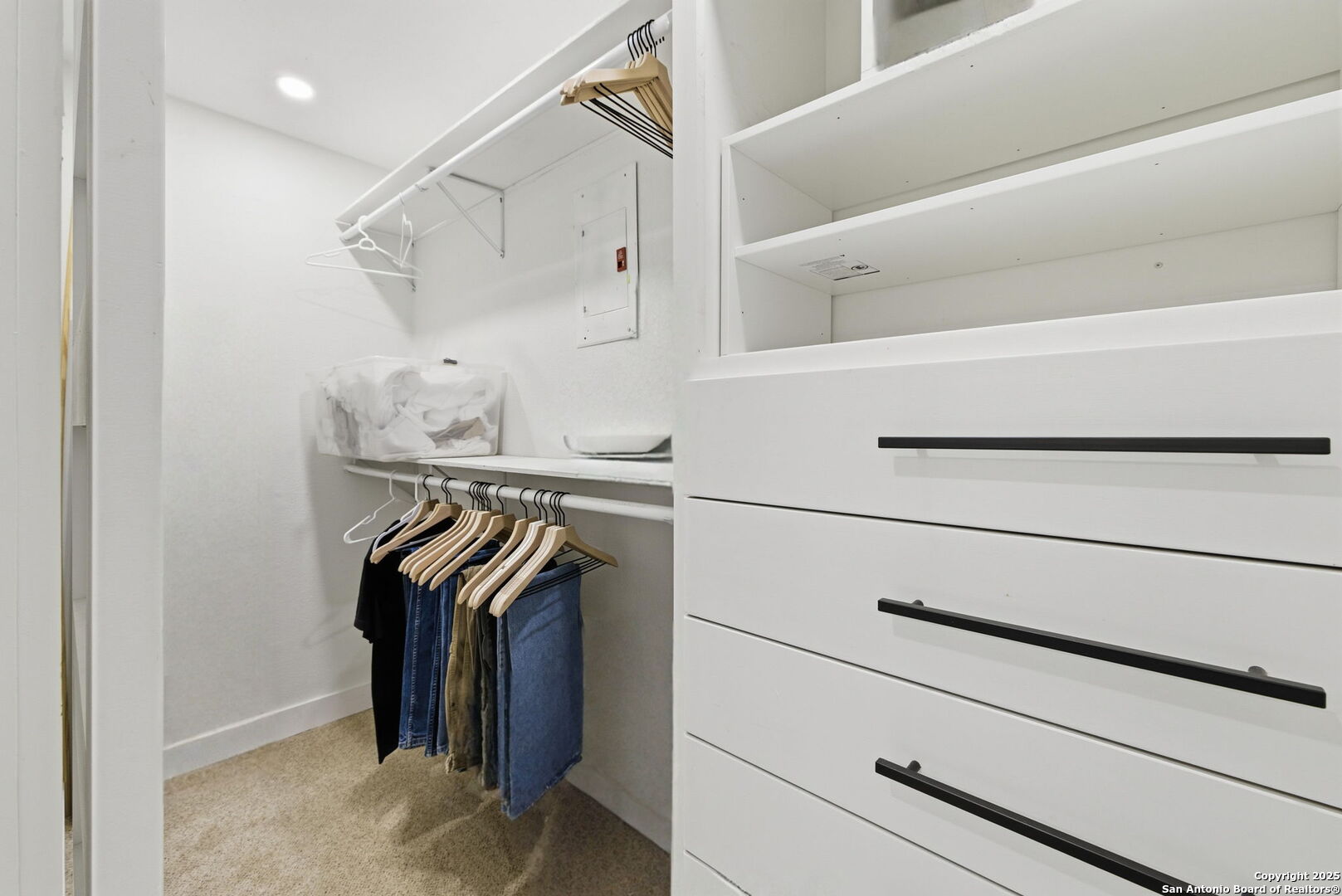 1072 Summit Canyon Lake, TX 78133 - Photo 27 of 50 a view of walk in closet