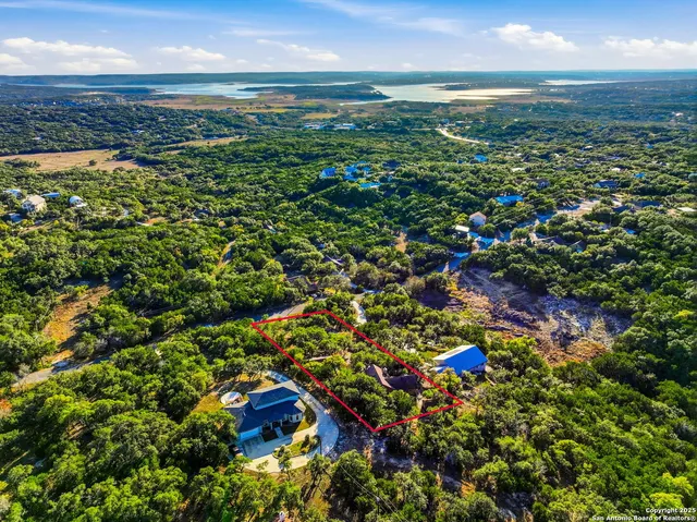 $529,000 | 1072 Summit, Canyon Lake, TX 78133