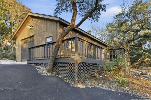 $529,000 | 1072 Summit, Canyon Lake, TX 78133