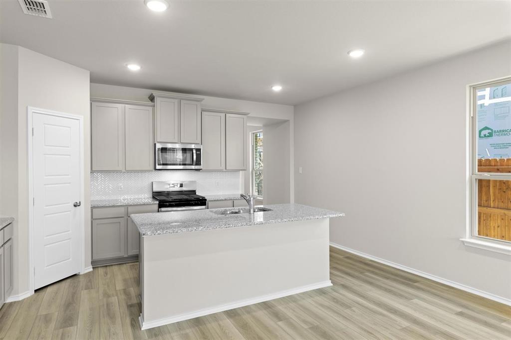 8716 Lone Star Lane Pilot Point, TX 76258 - Photo 8 of 25 726GentleBird_10