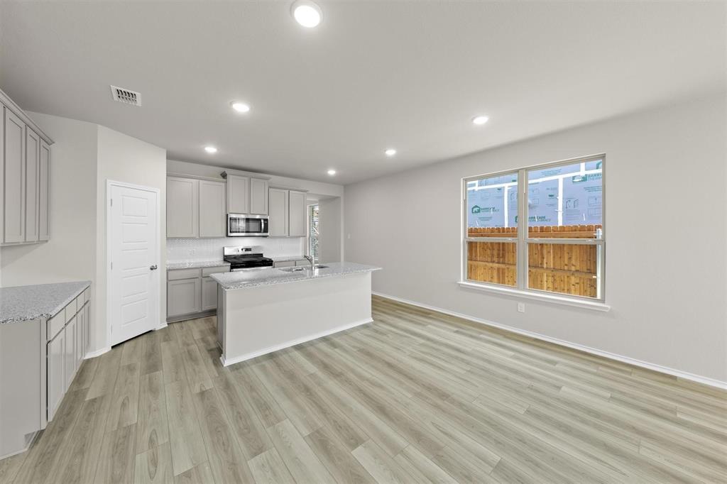 8716 Lone Star Lane Pilot Point, TX 76258 - Photo 9 of 25 726GentleBird_11