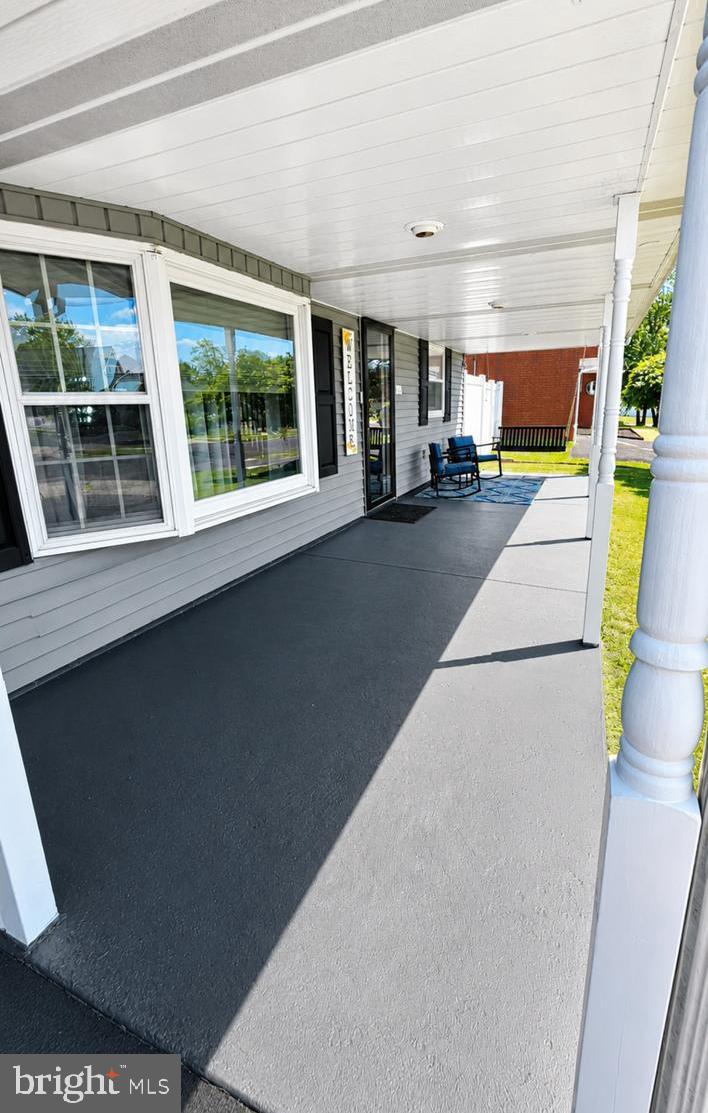 60 Indigo Road Levittown, PA 19057 - Photo 3 of 23 Gallery Image 3
