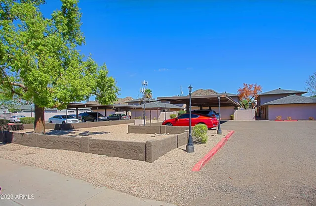 $1,395 | 13207 North 21st Place, Unit 6, Phoenix, AZ 85022