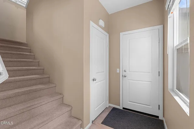 a view of entryway with hallway