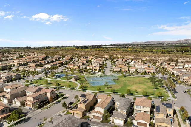 $860,000 | 3512 North Oxnard Boulevard, Oxnard, CA 93036