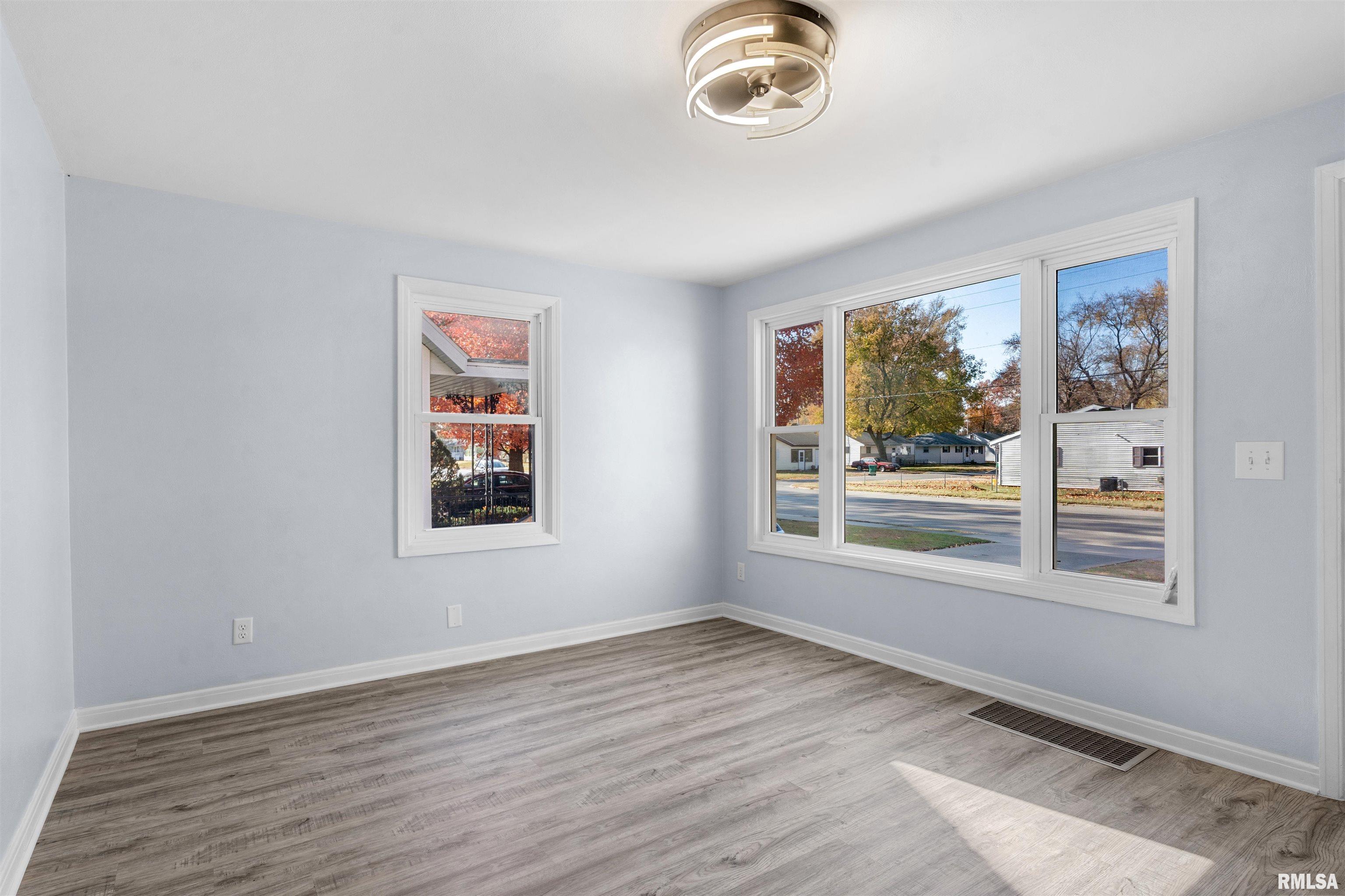 1820 North 19th Street Springfield, IL 62702 - Photo 4 of 17