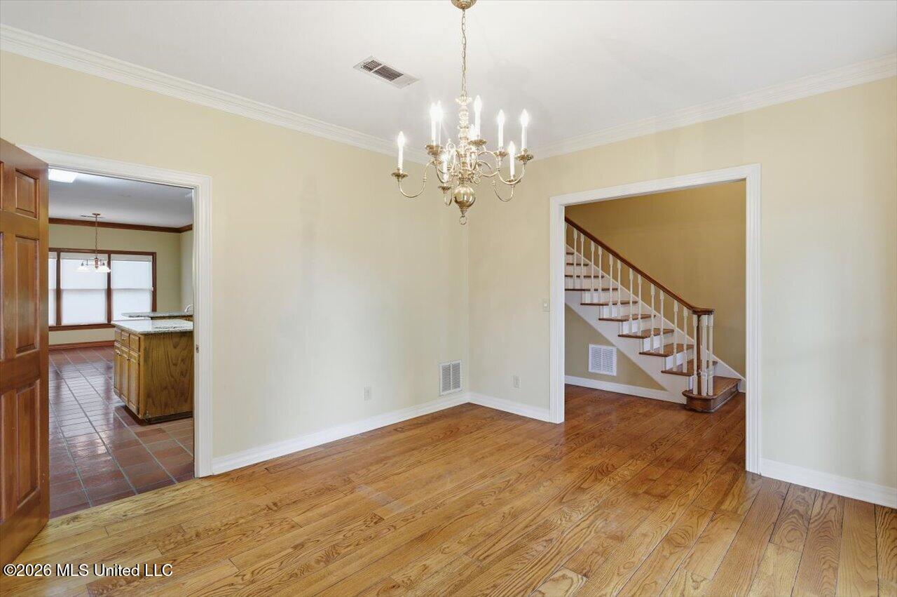 303 Monterey Drive Clinton, MS 39056 - Photo 19 of 38 21-303 Monterey Dr _ Home Tours MS