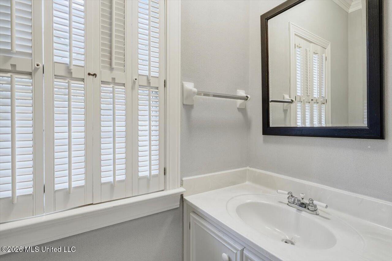 303 Monterey Drive Clinton, MS 39056 - Photo 21 of 38 23-303 Monterey Dr _ Home Tours MS