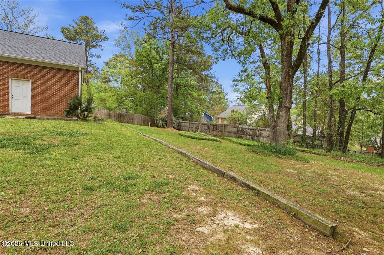 303 Monterey Drive Clinton, MS 39056 - Photo 38 of 38 45-303 Monterey Dr _ Home Tours MS