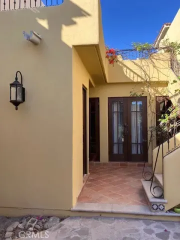 a view of an entryway