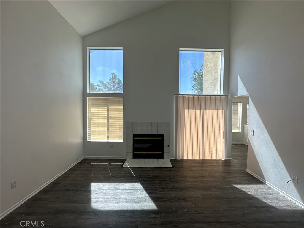 1832 Havasu Street Perris, CA 92571 - Photo 4 of 28