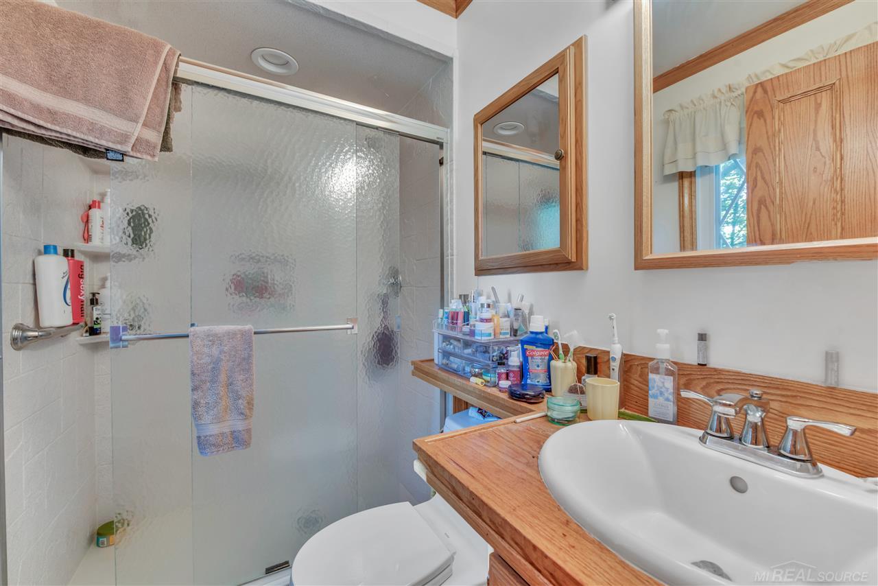 785 Letts Road Oakland, MI 48363 - Photo 34 of 55 50017359-33.JPG