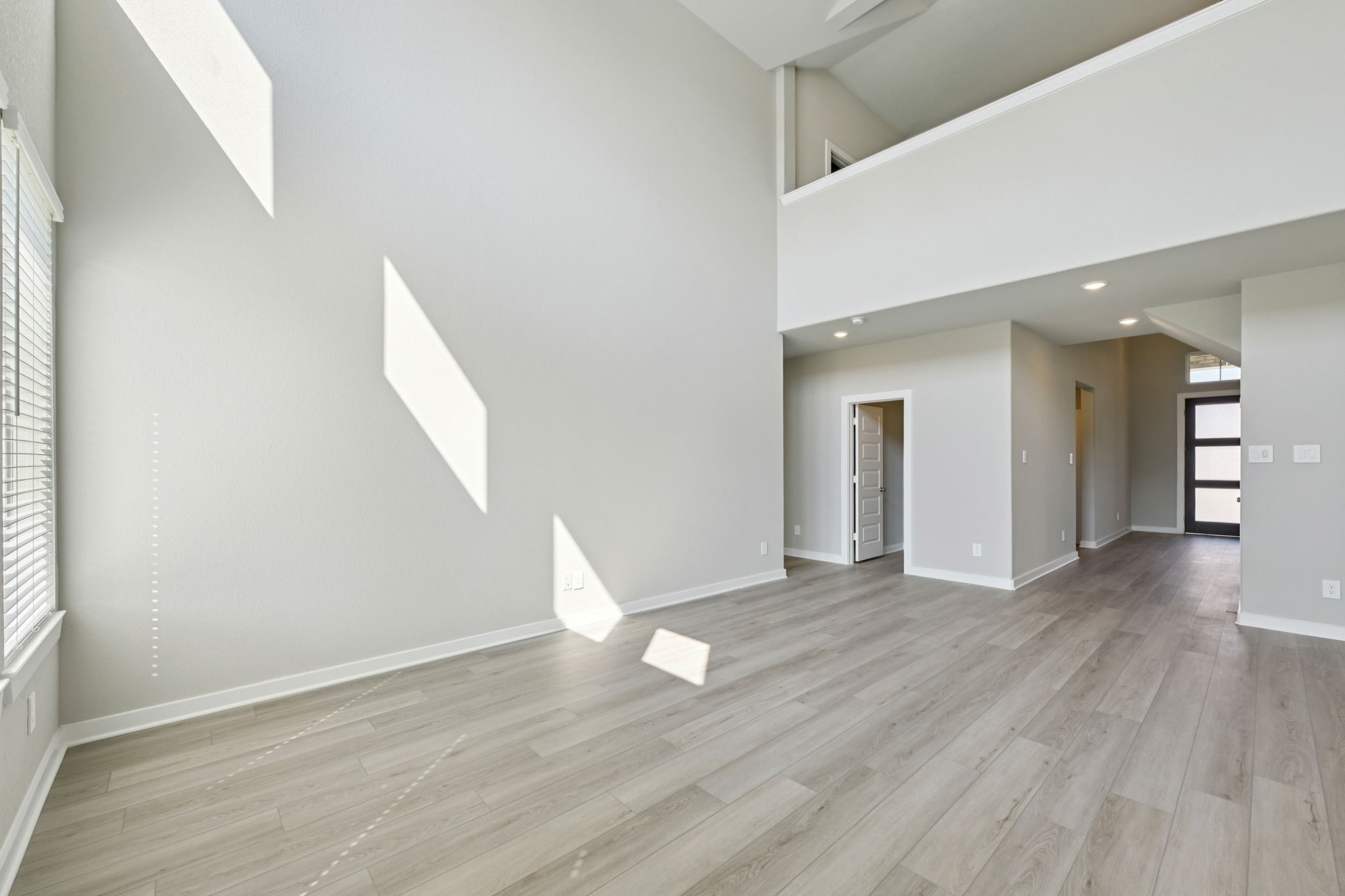 2830 Dark Lantern Drive Rosenberg, TX 77471 - Photo 8 of 34 Photo is not of the actual home, but is an inspirational photo of builder’s model home and may depict options, furnishings, and/or decorator features that are not included