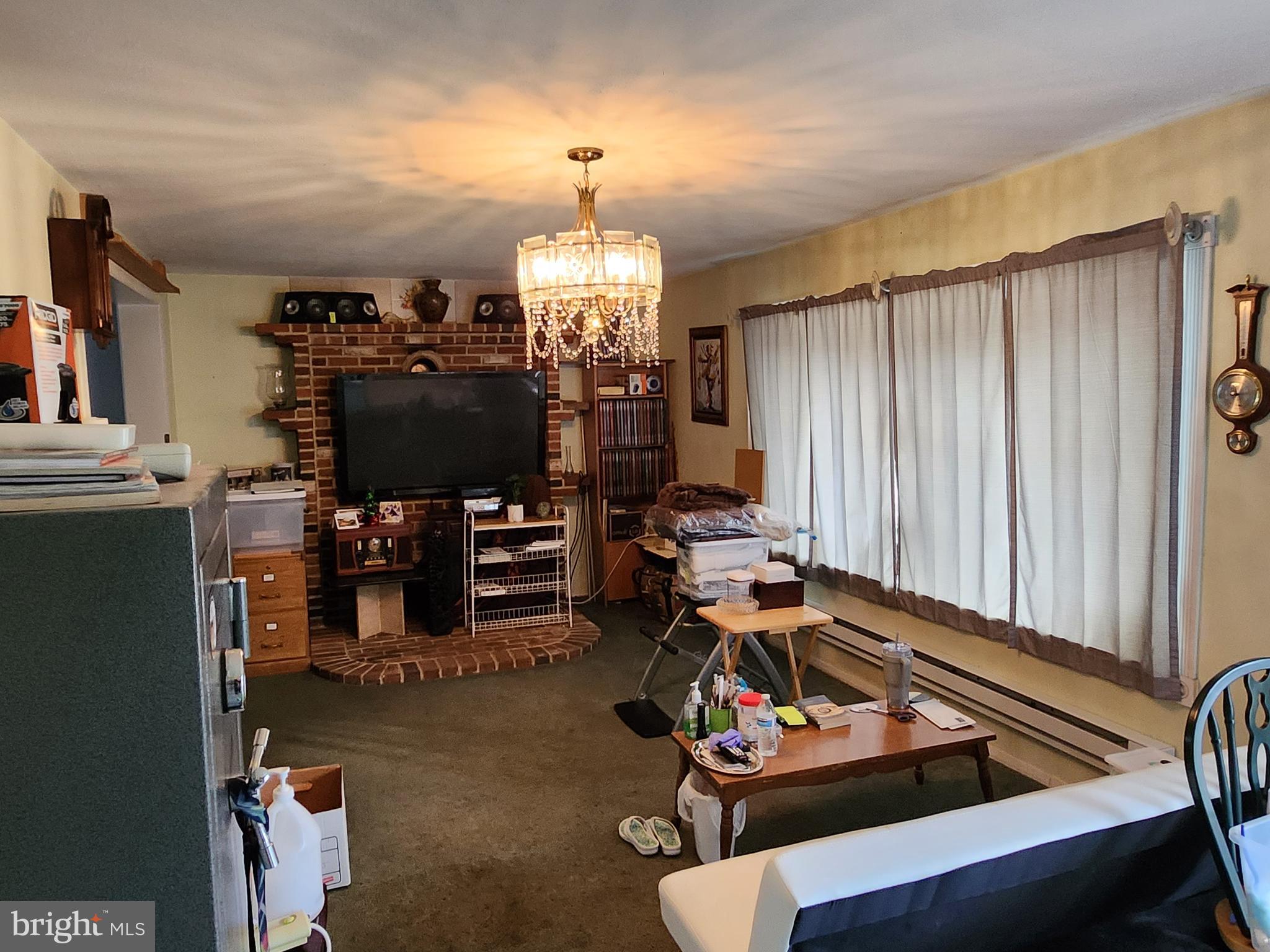 137 Wambold Road Green Lane, PA 18054 - Photo 6 of 19 Gallery Image 6