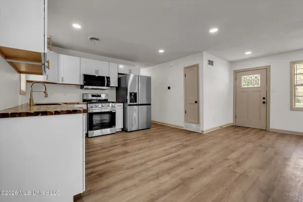 $176,900 | 8182 Cedarbrook Drive, Southaven, MS 38671