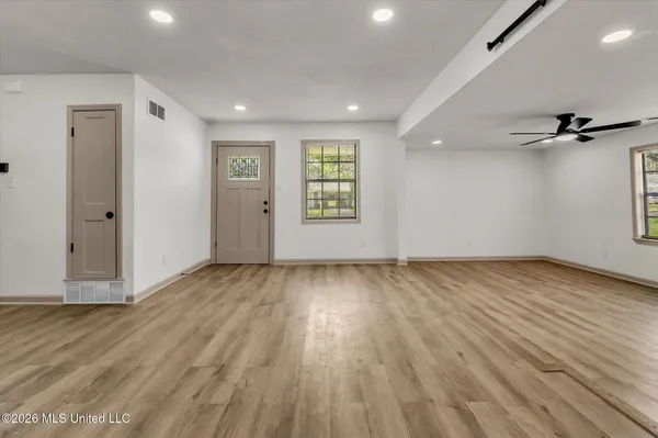 $176,900 | 8182 Cedarbrook Drive, Southaven, MS 38671