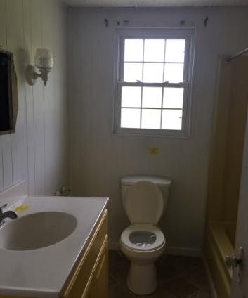 5605 Maloneyville Road Corryton, TN 37721 - Photo 4 of 11 BATH 1