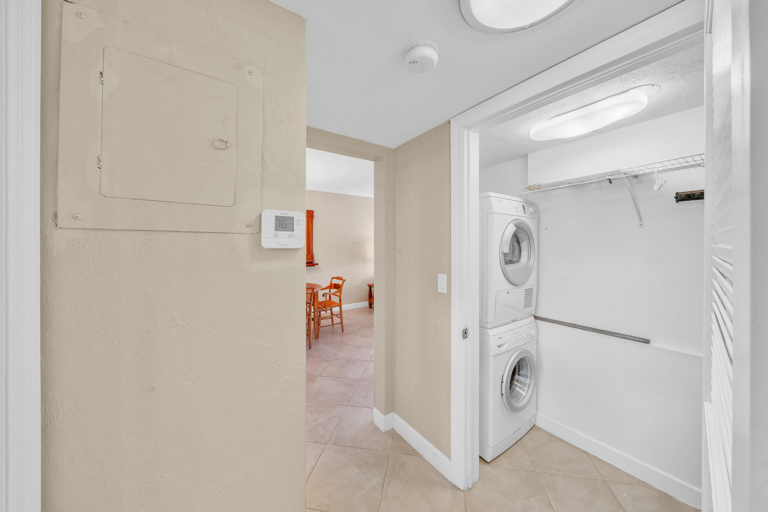 711 Northeast Harbour Terrace, Unit 409 Boca Raton, FL 33431 - Photo 34 of 42 Laundry room