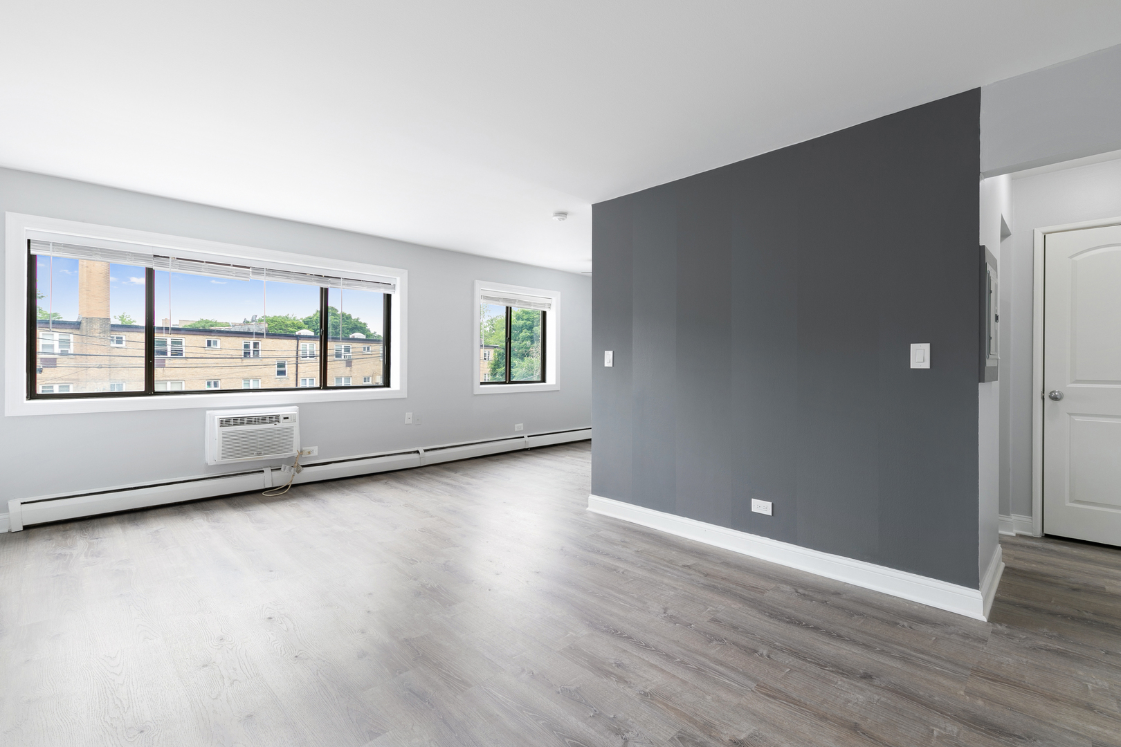 6826 North Ridge Boulevard, Unit 204 Chicago, IL 60645 - Photo 2 of 17 Gallery Image 2