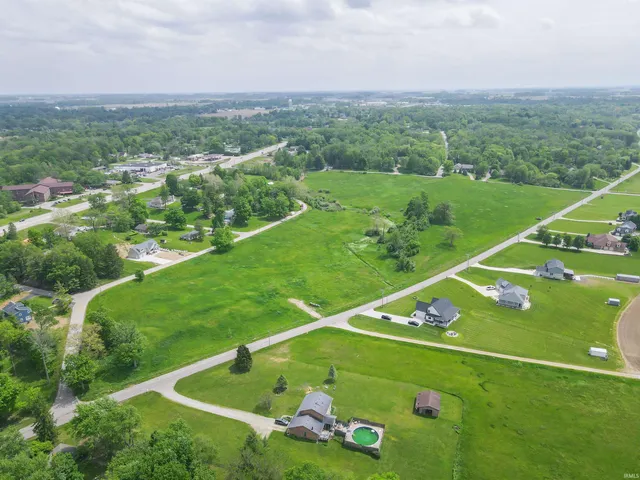 $89,700 | 7 South Spiceland Pike, New Castle, IN 47362