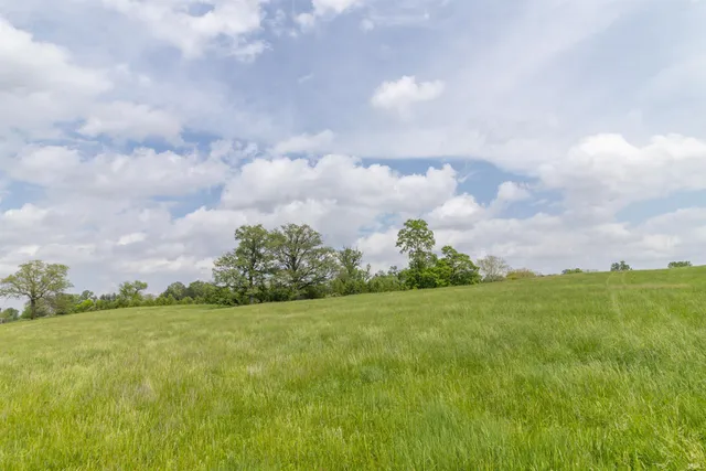 $89,700 | 7 South Spiceland Pike, New Castle, IN 47362