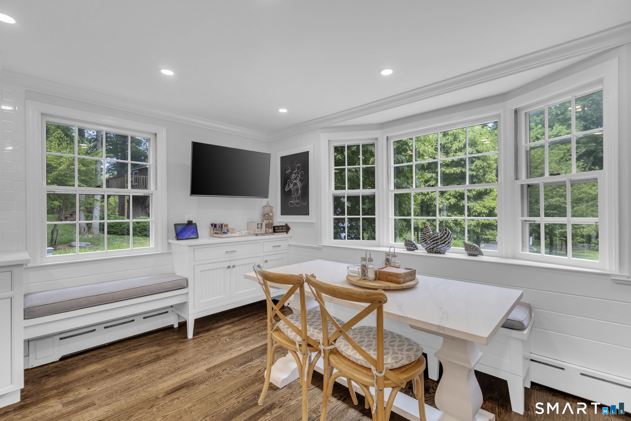 245 Cedar Road Fairfield, CT 06890 - Photo 10 of 38 Gallery Image 10