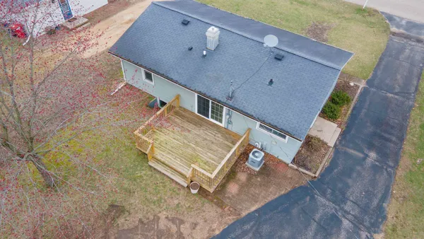 $249,900 | 1330 Crystal Court, Waupaca, WI 54981