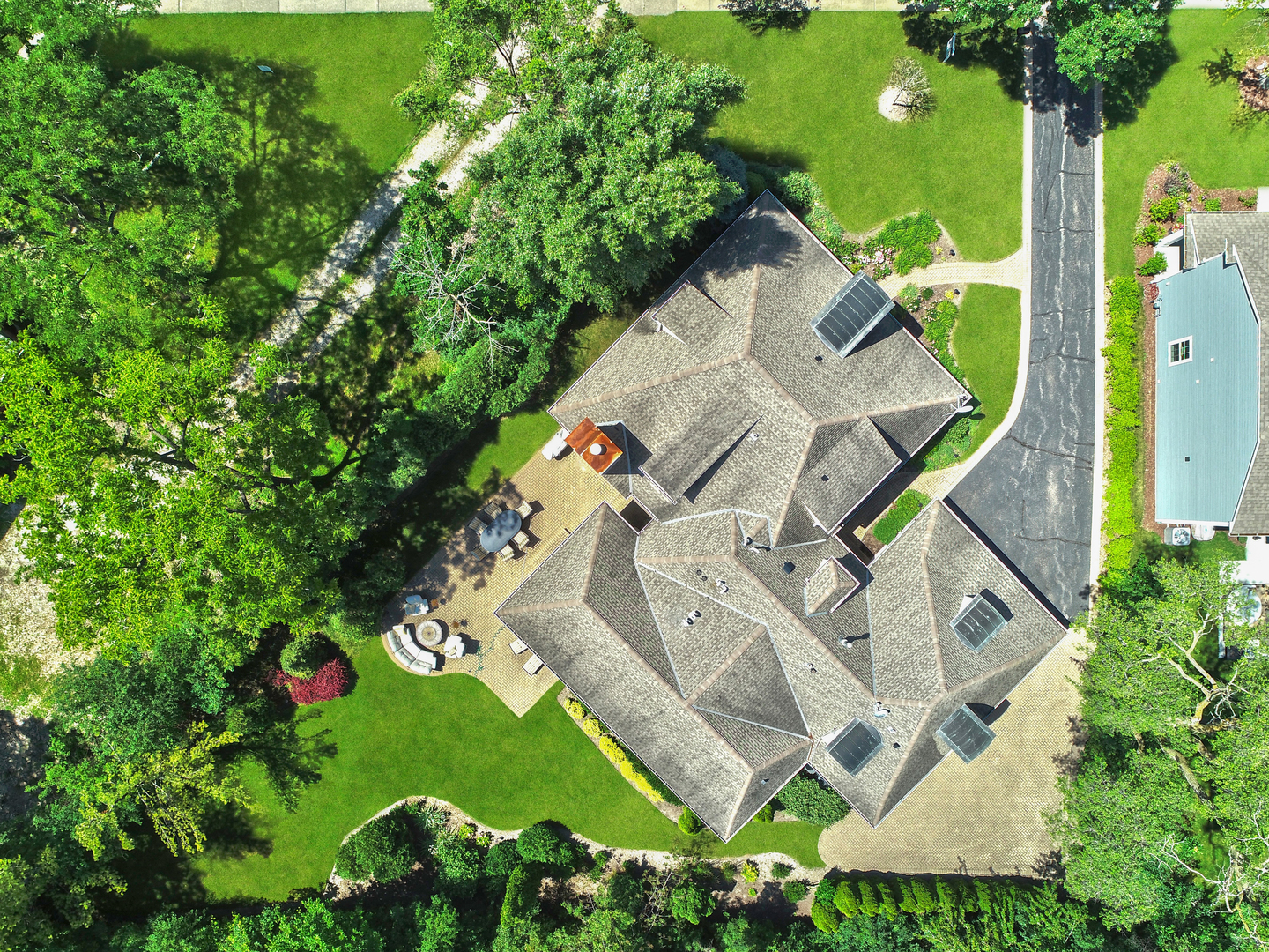701 Ridge Road Highland Park, IL 60035 - Photo 3 of 60 an aerial view of a house with a yard and balcony