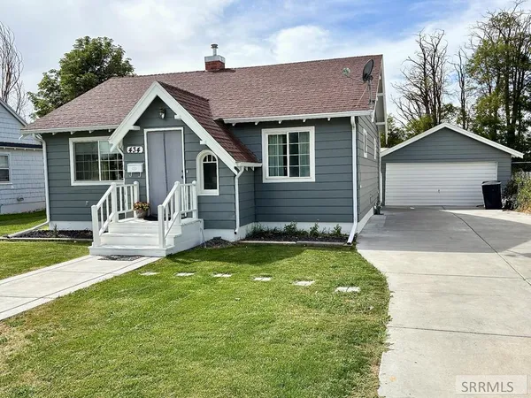$345,000 | 434 South Park Avenue, Shelley, ID 83274