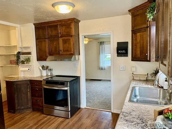 $345,000 | 434 South Park Avenue, Shelley, ID 83274