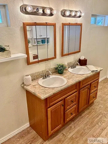 $356,000 | 434 South Park Avenue, Shelley, ID 83274