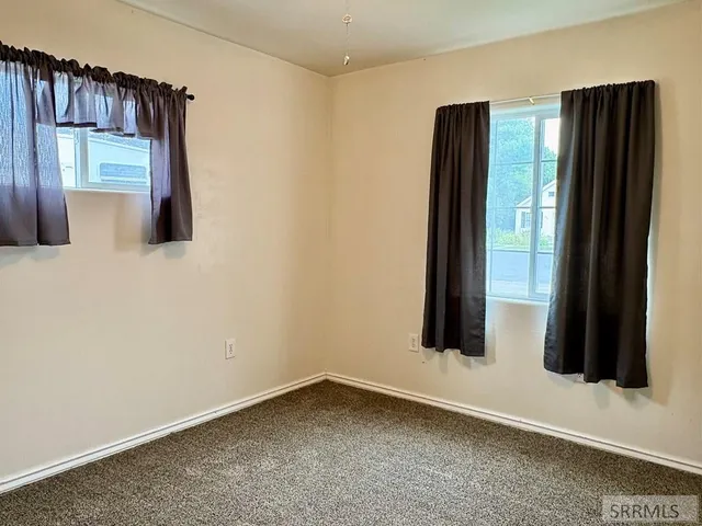 $356,000 | 434 South Park Avenue, Shelley, ID 83274