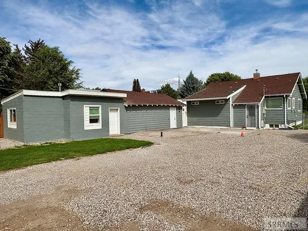 $345,000 | 434 South Park Avenue, Shelley, ID 83274