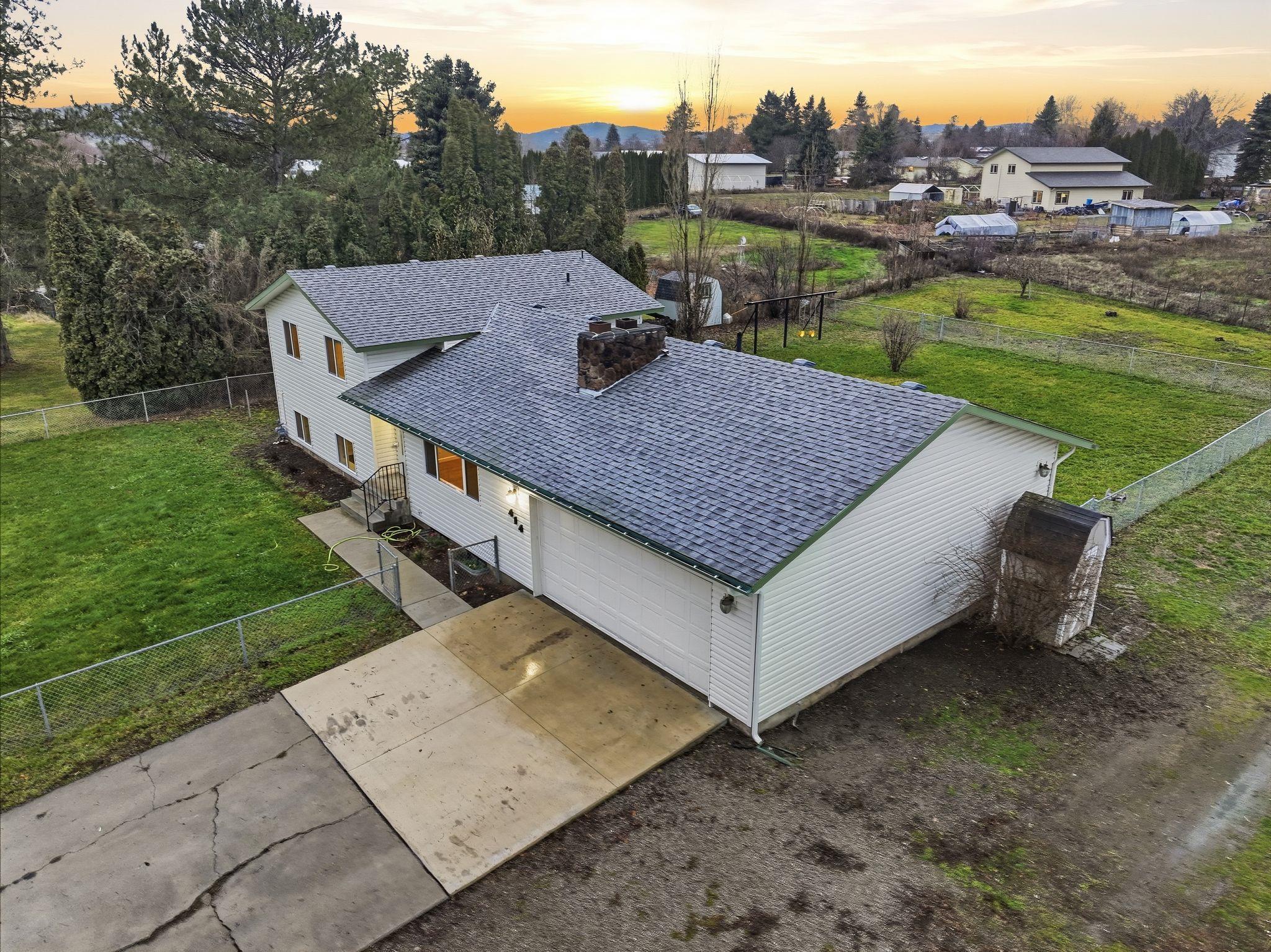414 South Henry Road Greenacres, WA 99016 - Photo 43 of 49