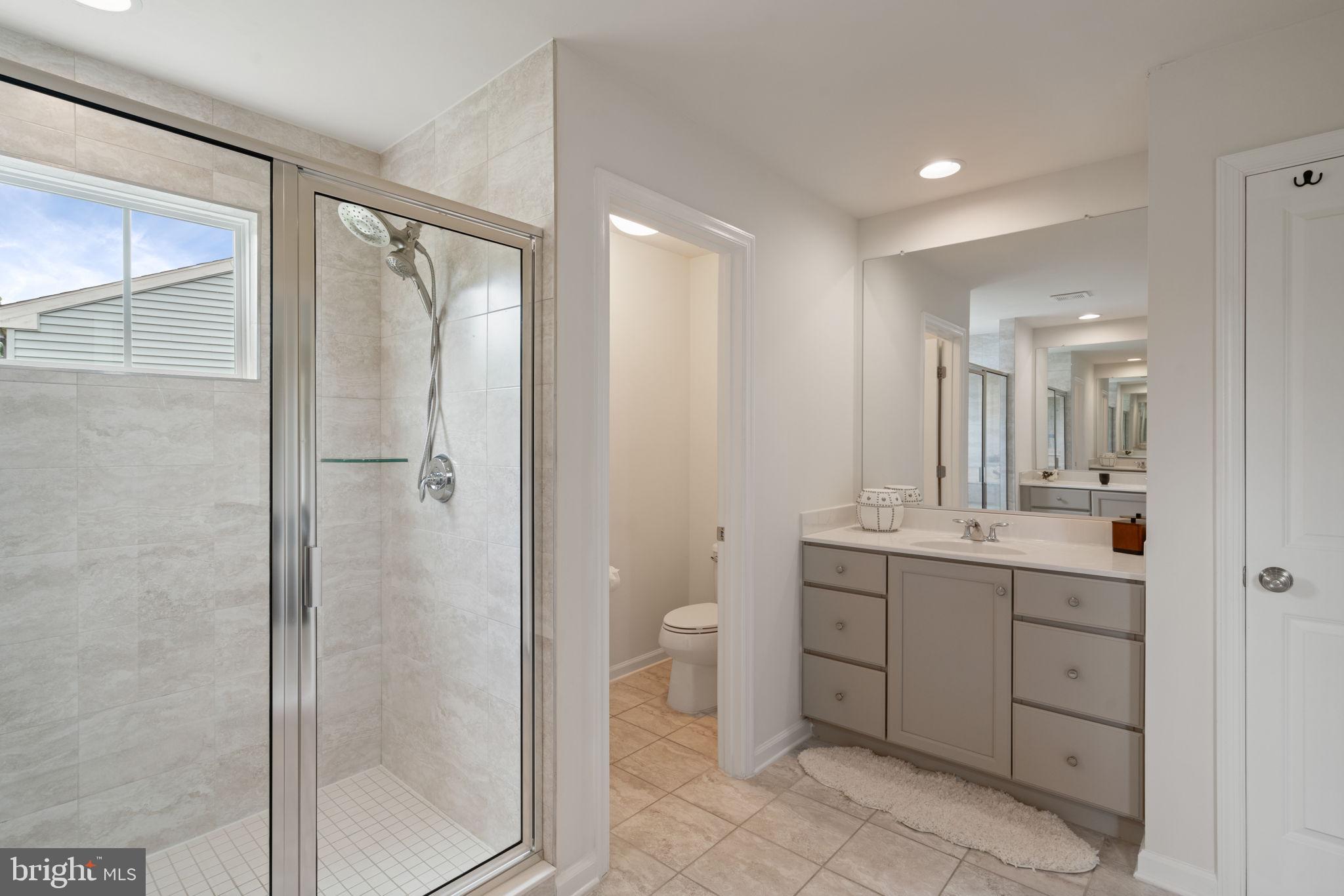 8134 Skystone Loop Manassas Park, VA 20111 - Photo 24 of 33 Primary Bathroom