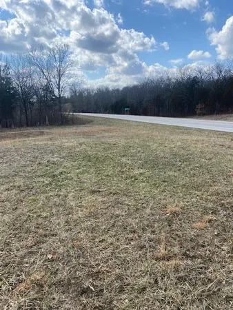 $380,000 | 6842 Hwy O, Catawissa, MO 63015