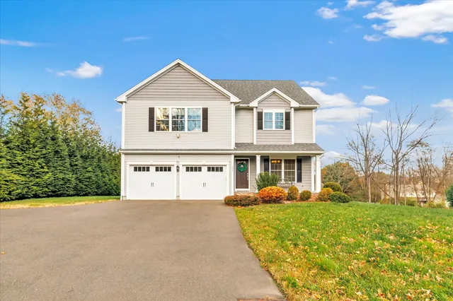 $799,900 | 191 Meadow Street, Shelton, CT 06484